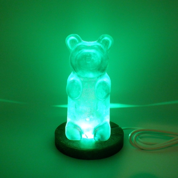 Jumbo Resin Gummy Bear & Base Lamp - Picture 3 of 16